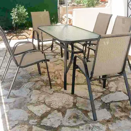 Charming Amidst Olive Trees With Sea Views Apartmán